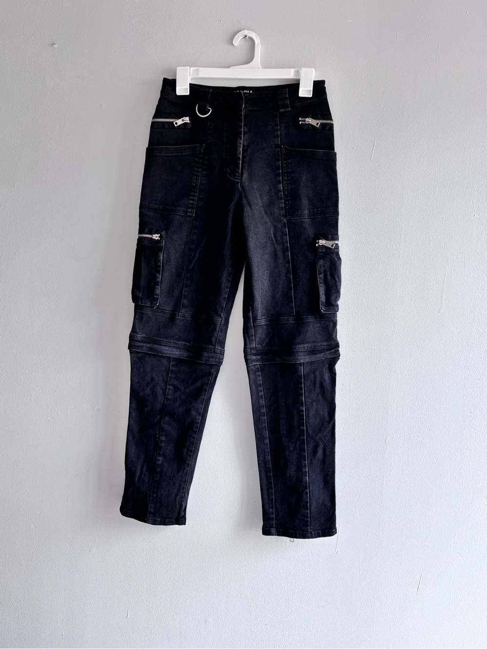 I.AM.GIA women cargo zip off convertible Utility cargo pants Sz M streetwear